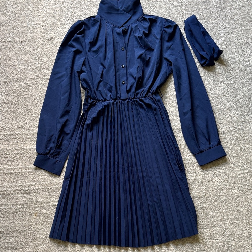 SHEIN Navy Blue Long Sleeve Pleated Dress